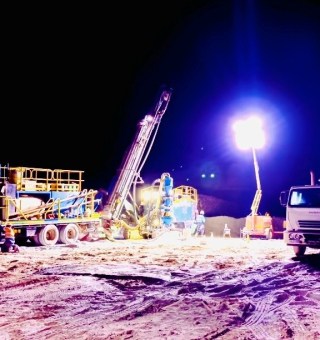 Nightshift-Grade-control-2-rigs